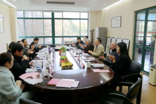 上海市教育決策咨詢委員會的技術服務支持體系